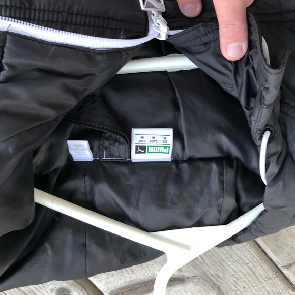 Woman’s Black Puma Winter Puffer Jacket - Picture 5 of 6
